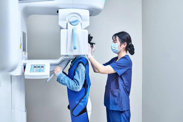 Best Cracked Tooth Emergency Dentist  in Green Meadows, OH